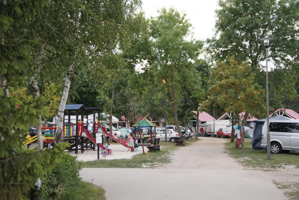 וובה Holiday Resort & Camping Intercamp'84 מראה חיצוני תמונה